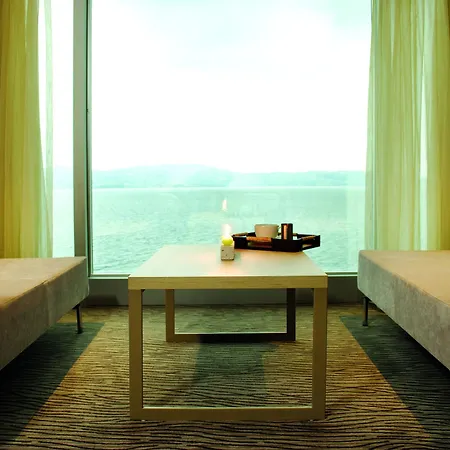 Richmond Nua Wellness - Adult Only 5*