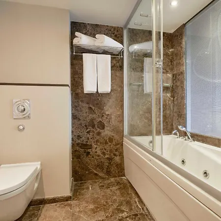 Richmond Nua Wellness - Adult Only 5*