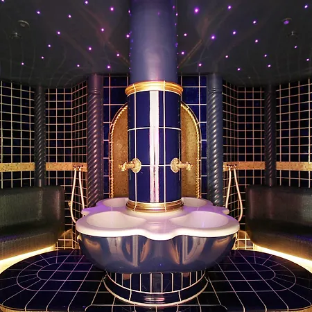 Richmond Nua Wellness - Adult Only