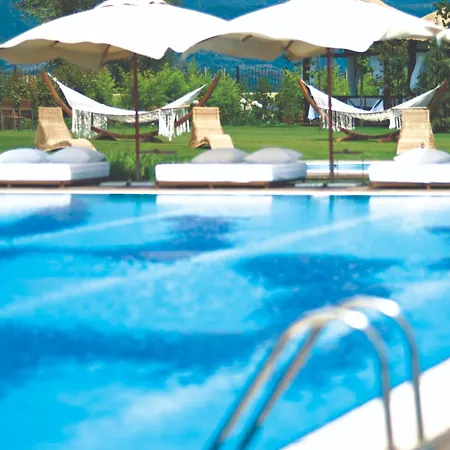 Richmond Nua Wellness - Adult Only