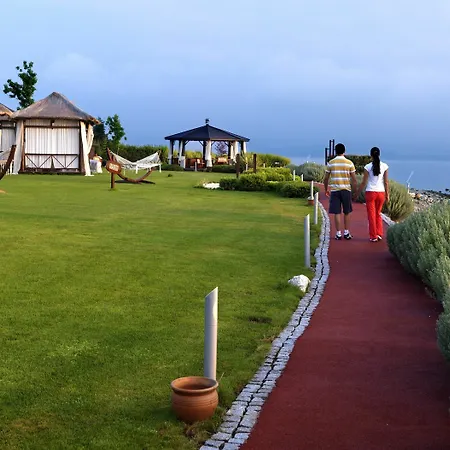 Richmond Nua Wellness - Adult Only 5*